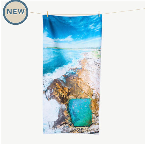 Bra Paradise Beach Towel